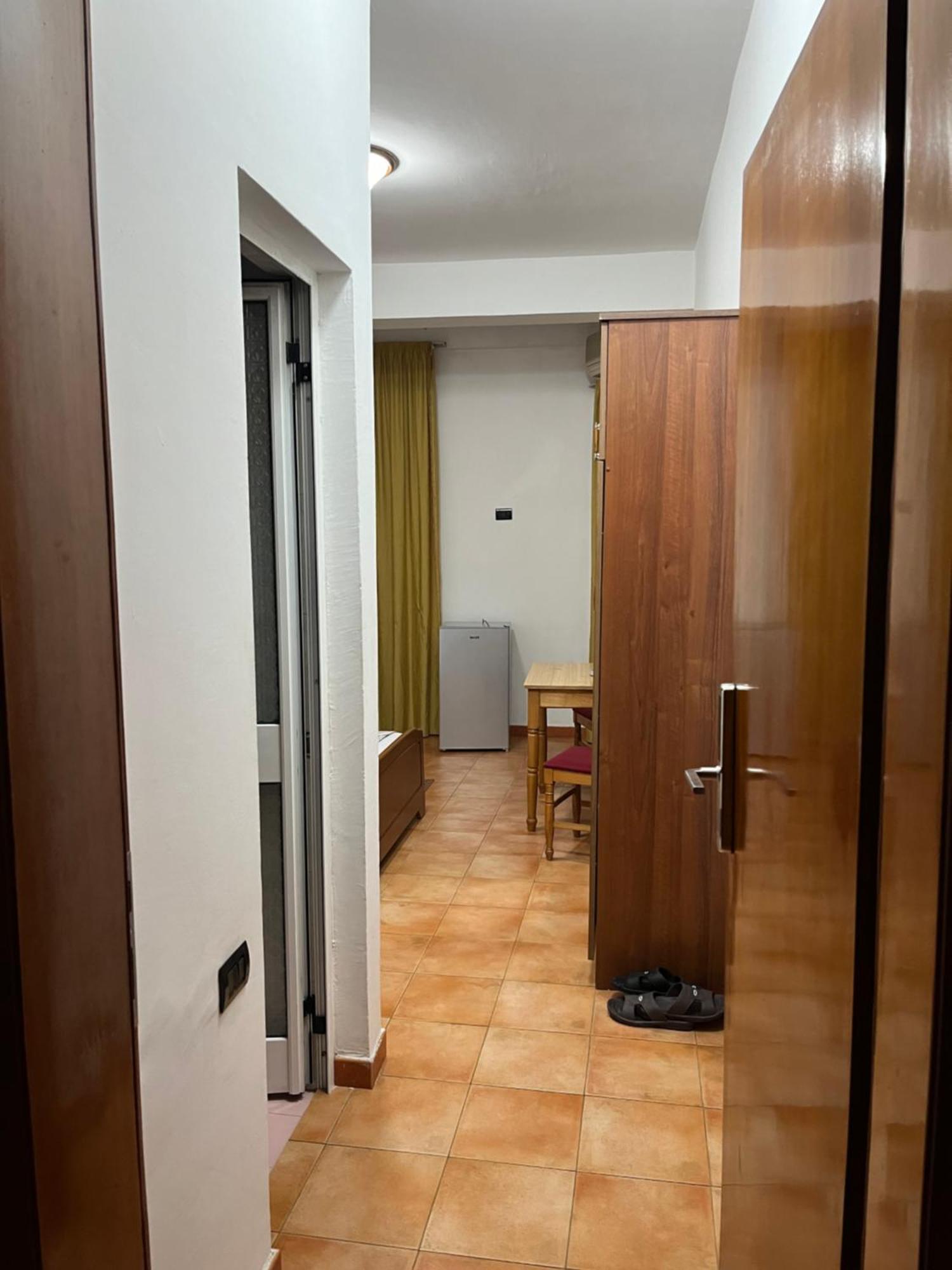 ~Villa Gloria~ Durres Bagian luar foto